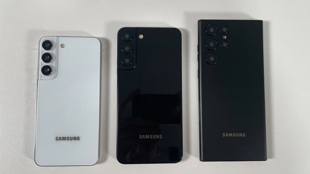 Samsung Galaxy S22 Dummy