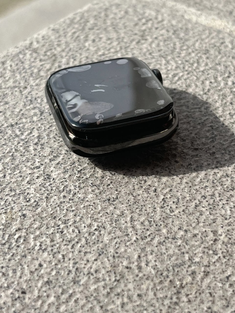 Apple Watch Series 7 exploded