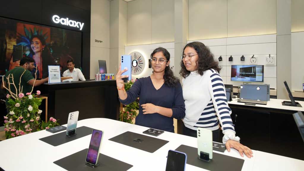 Samsung brings one more Premium Experience Store to India Sammy Fans