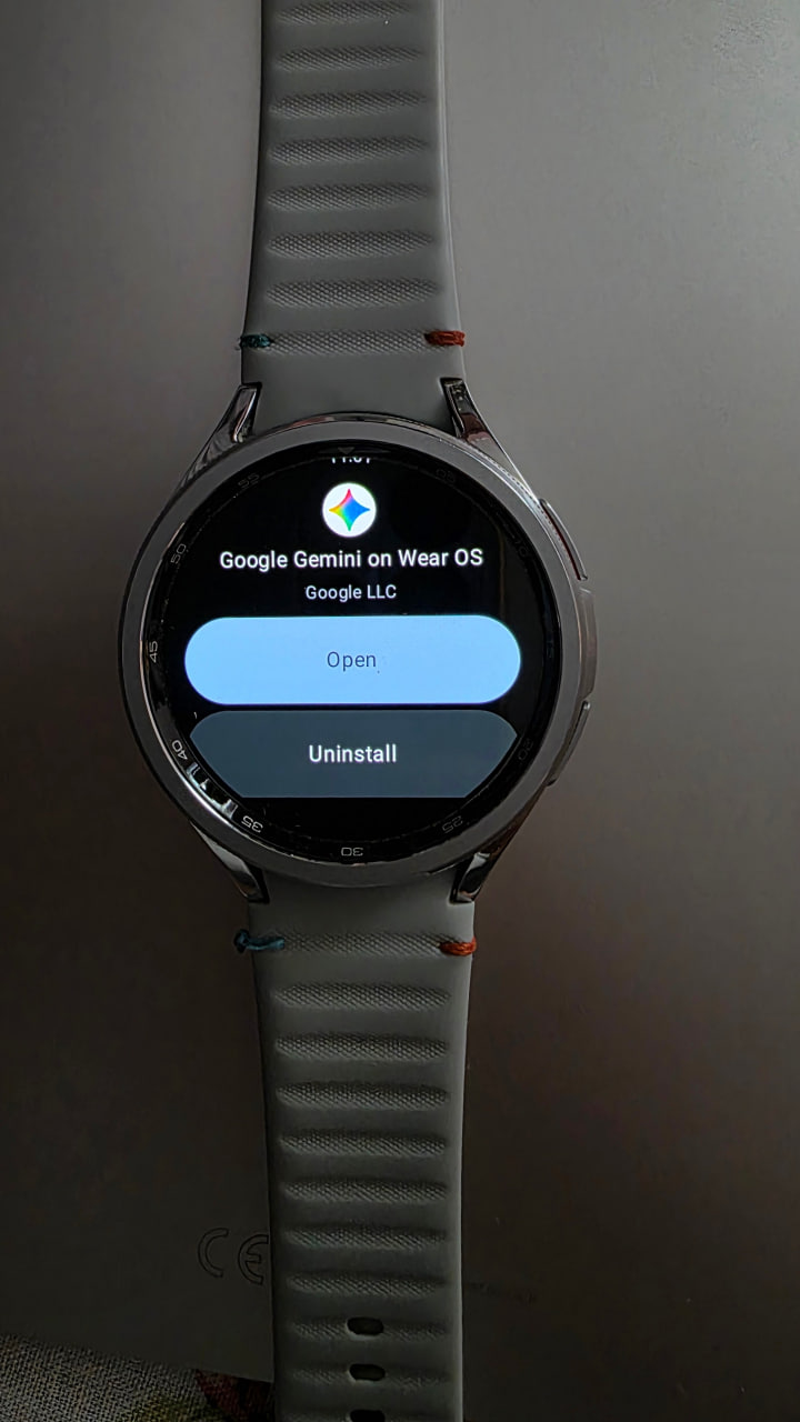 Samsung phones get Gemini Live camera and screen sharing without Gemini