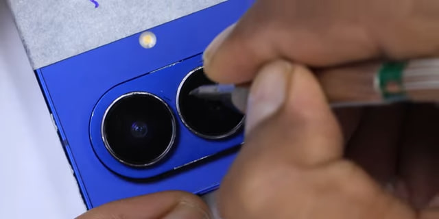 Samsung Galaxy Z Fold 7 Durability test