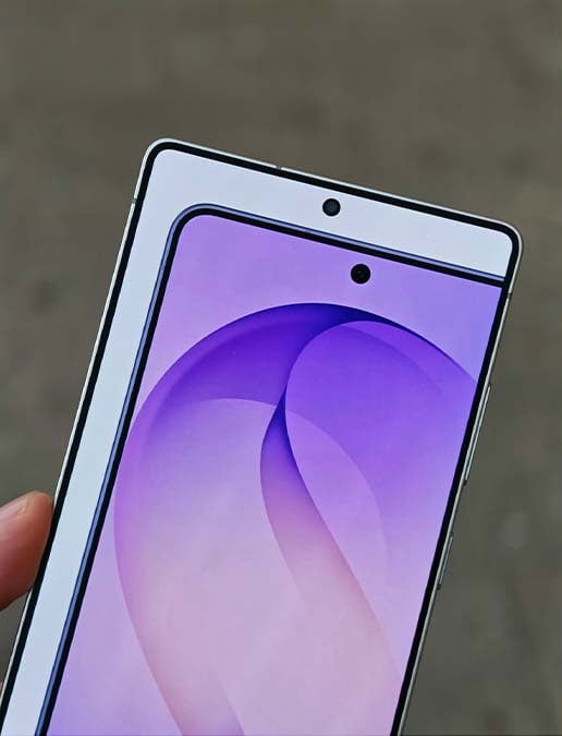 Samsung Galaxy S25 and S26 Ultra